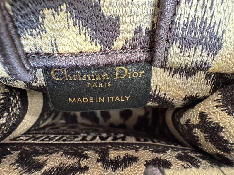 Christian Dior Shopping Bags